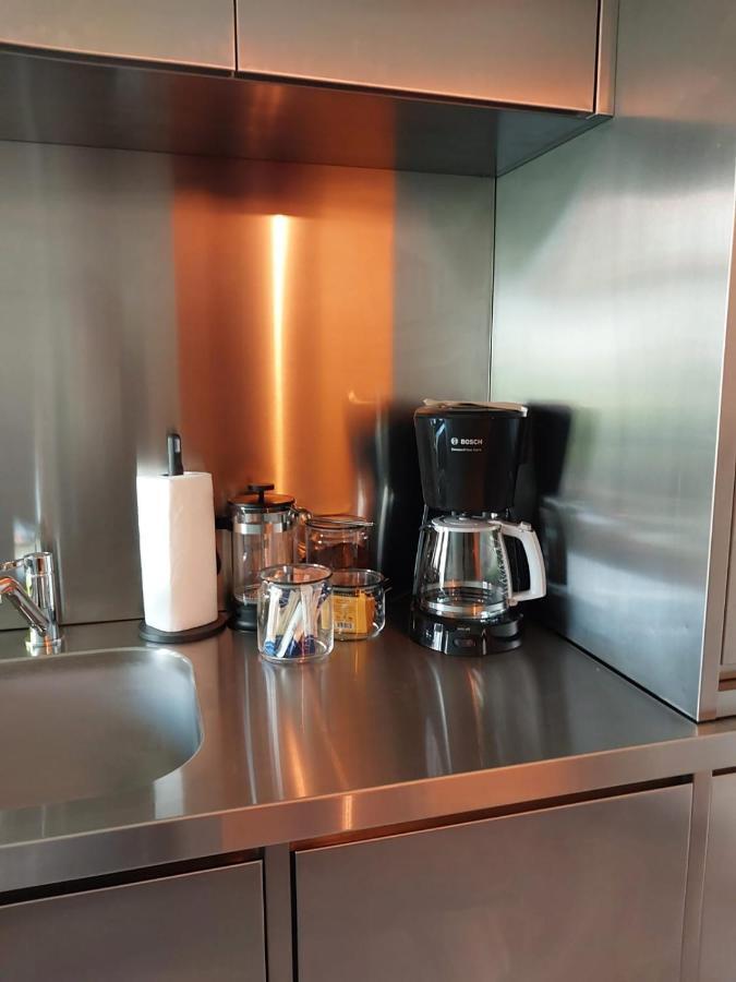 Spacious Two-Bedroom Apartment In The City Center Cracovia Exterior foto